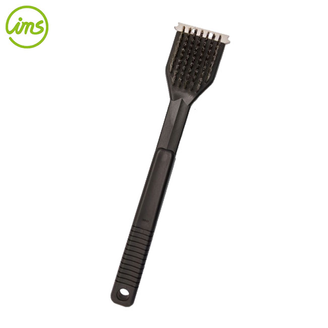 long handle bbq brass grill brush with scraper | heavy-duty grill cleaner
